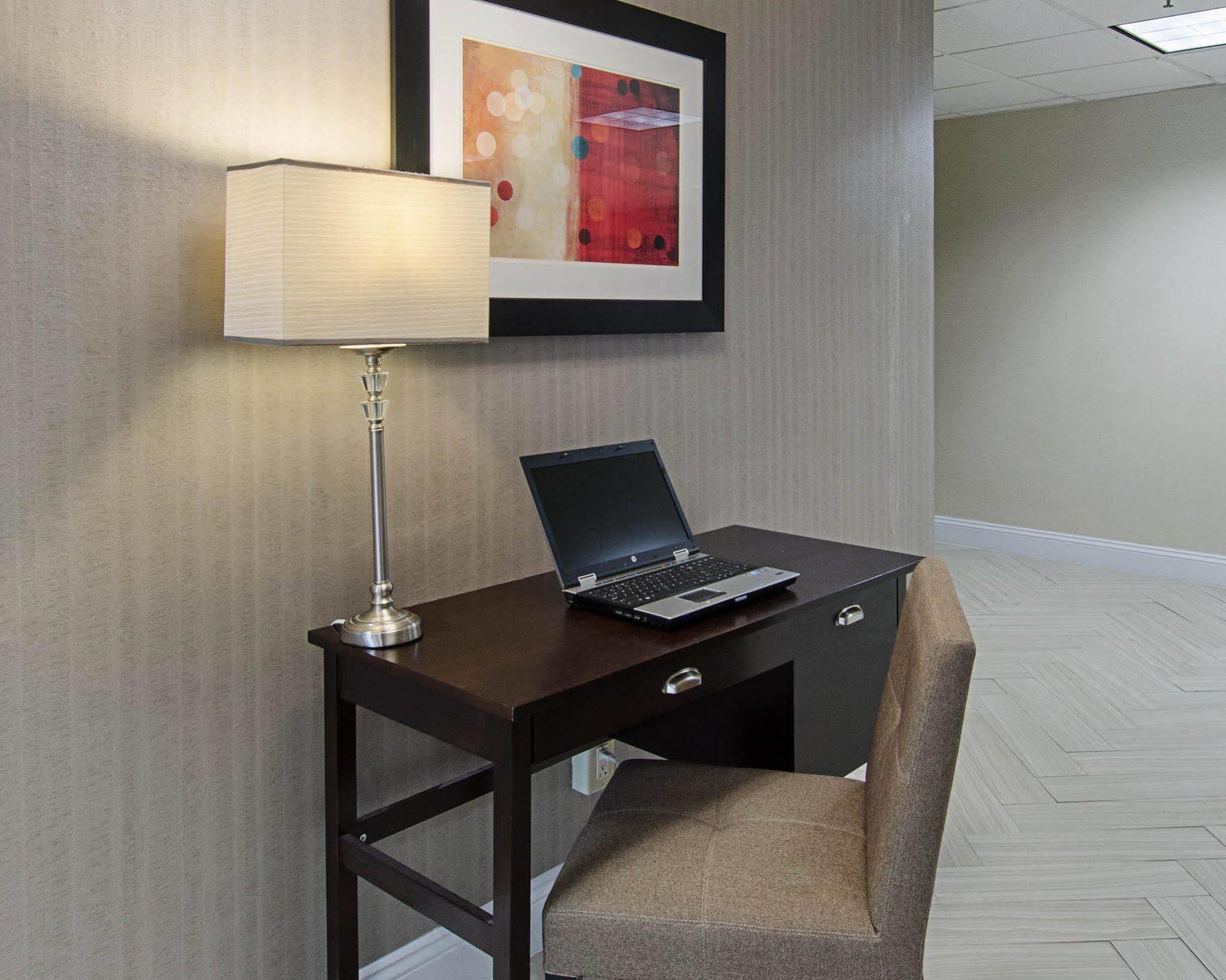 Suburban Extended Stay Hotel Worcester Exteriér fotografie